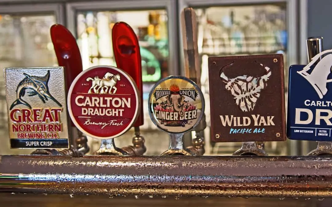 COVID-19 restrictions on Territory pubs and cafes to be adjusted by mid-May