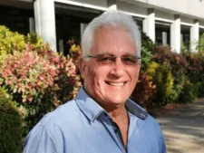 Darwin Lord Mayor Kon Vatskalis