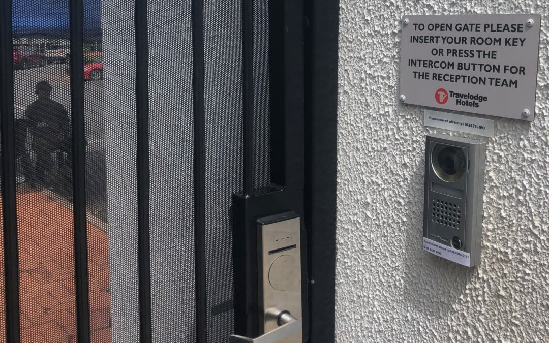 Defence personnel in Darwin hotel quarantine released as details of virus remain unclear