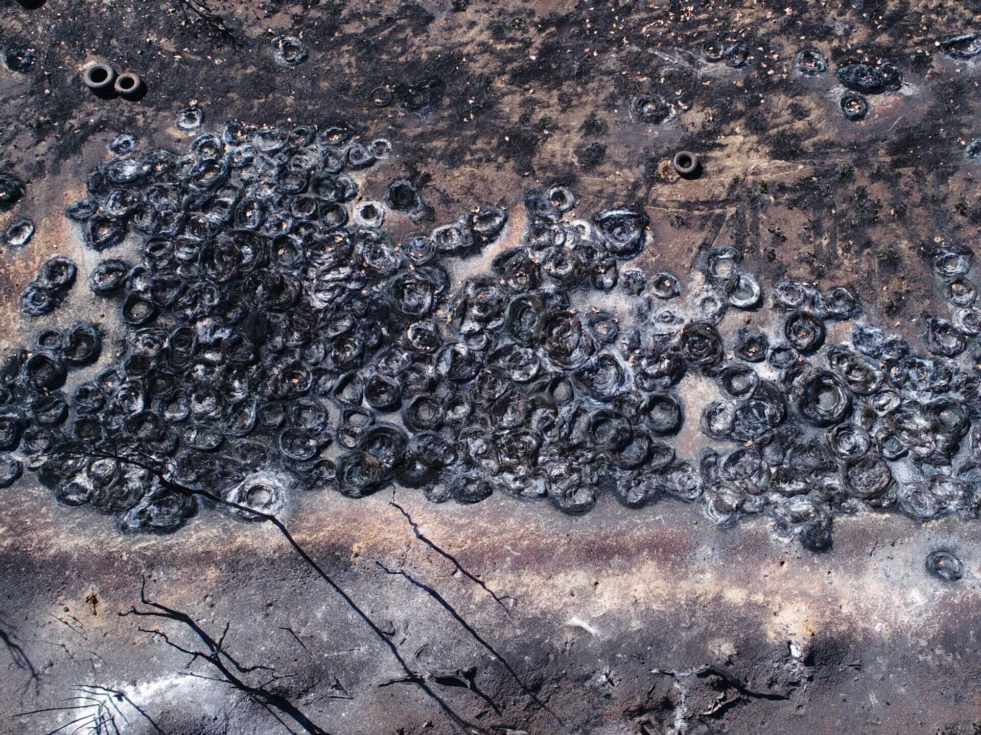 210430 – Burnt Tyres at Hay Rd_1 Cropped
