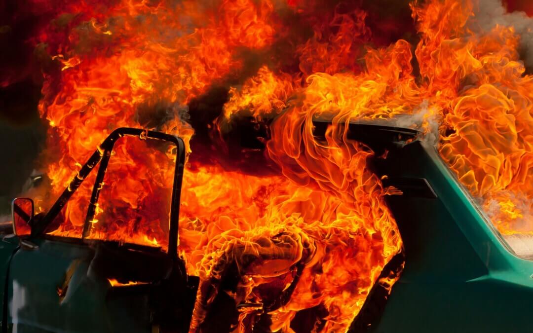 Second suspicious vehicle fire in Katherine causes home evacuations, police fail to mention possible connection