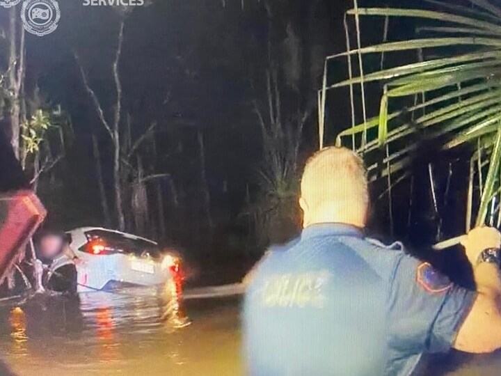 Virginia police rescue Cropped