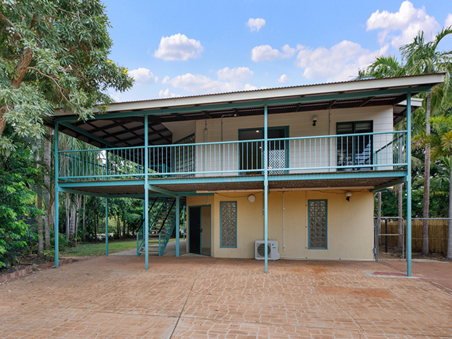 13 stint-9bedroom-4.3