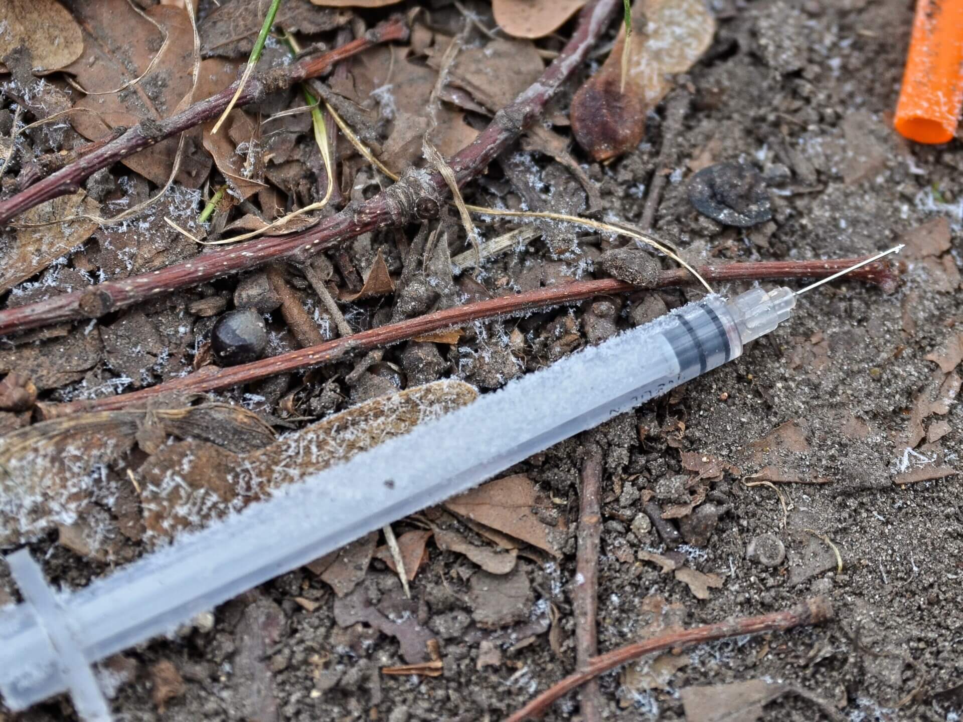 Syringe crime Cropped