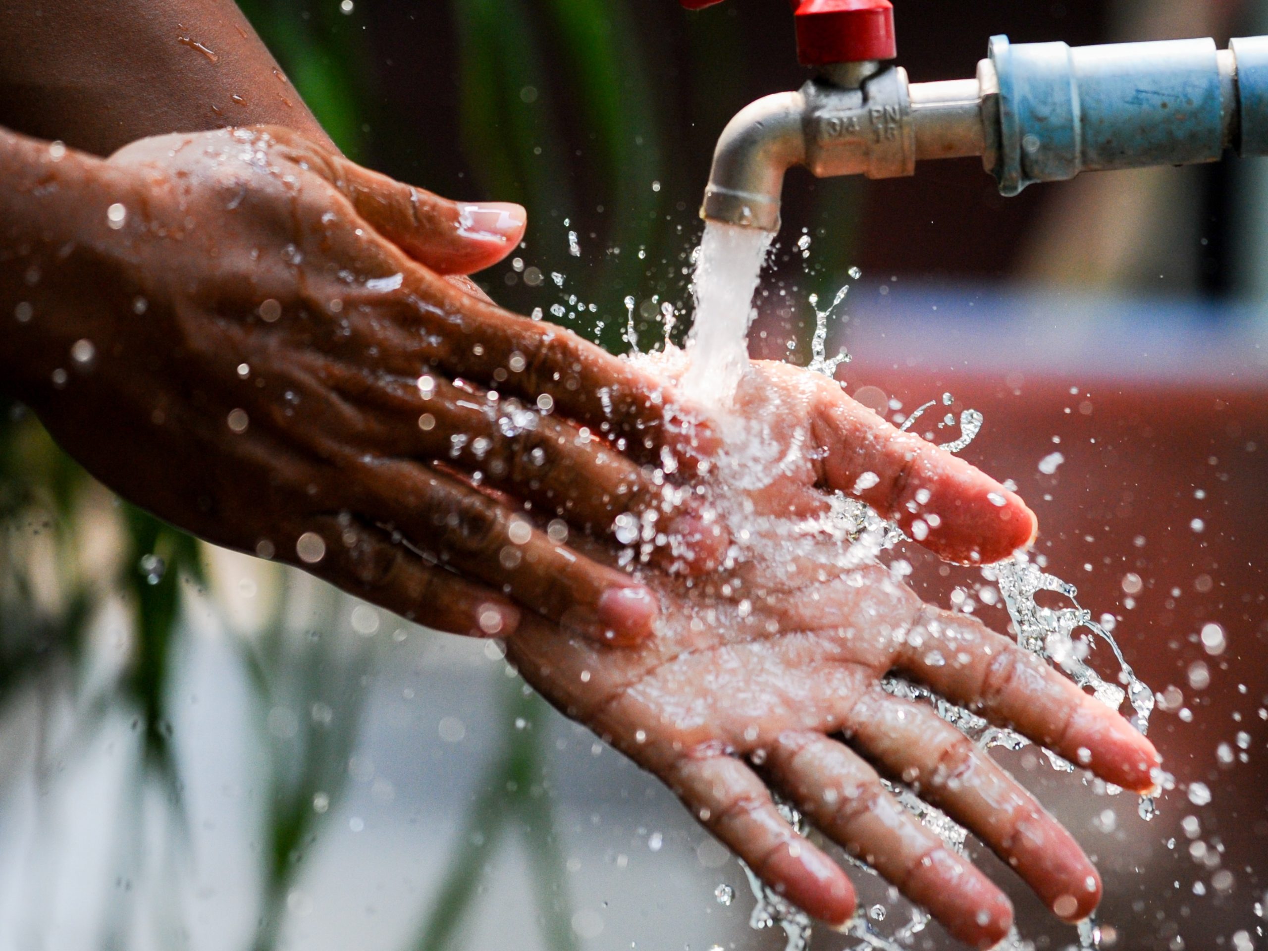 Safe drinking water Cropped