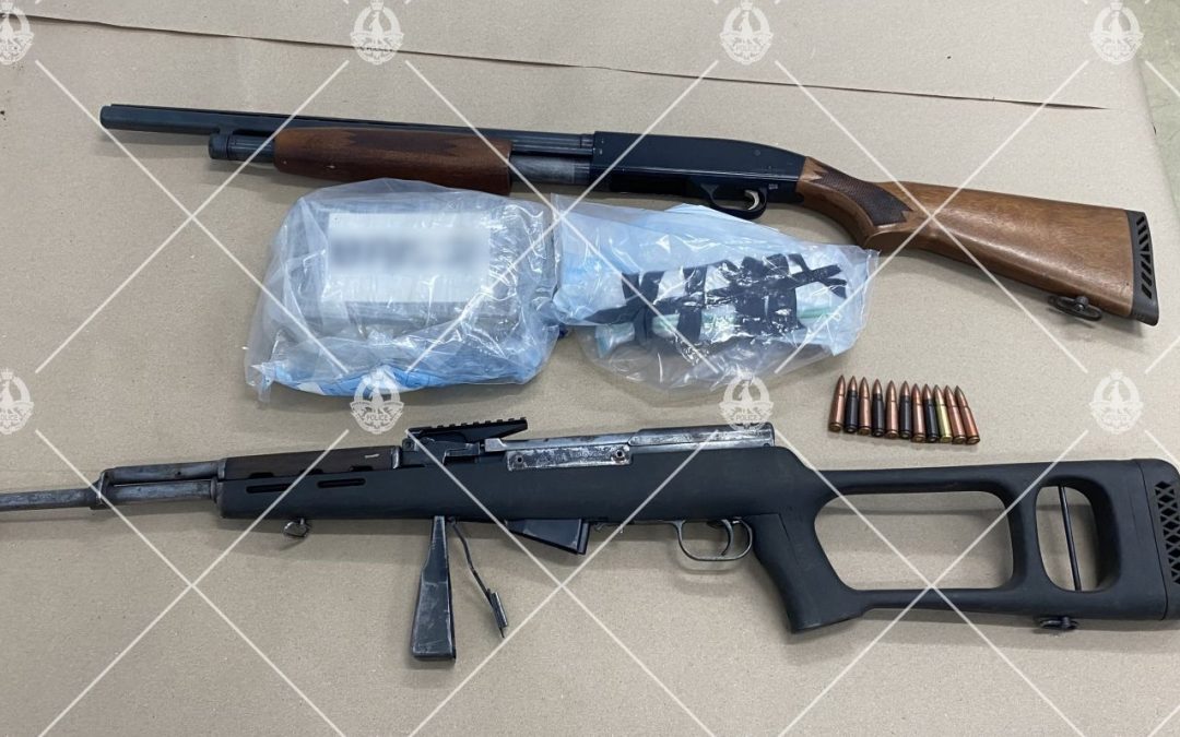 Darwin businessman charged with drugs, firearms offences after police intercept vehicle in Katherine