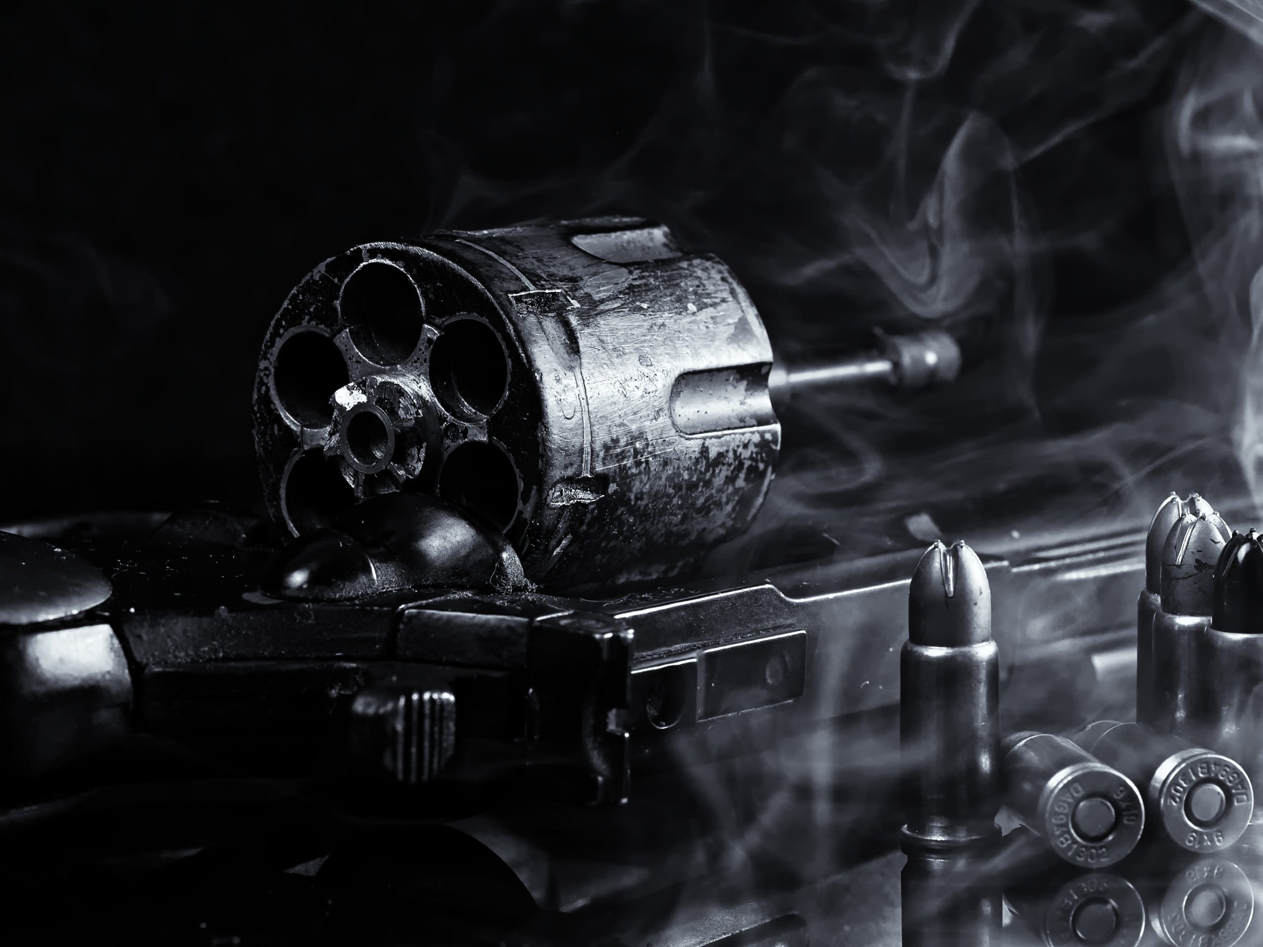 Old revolver Kakadu gun seizure Cropped