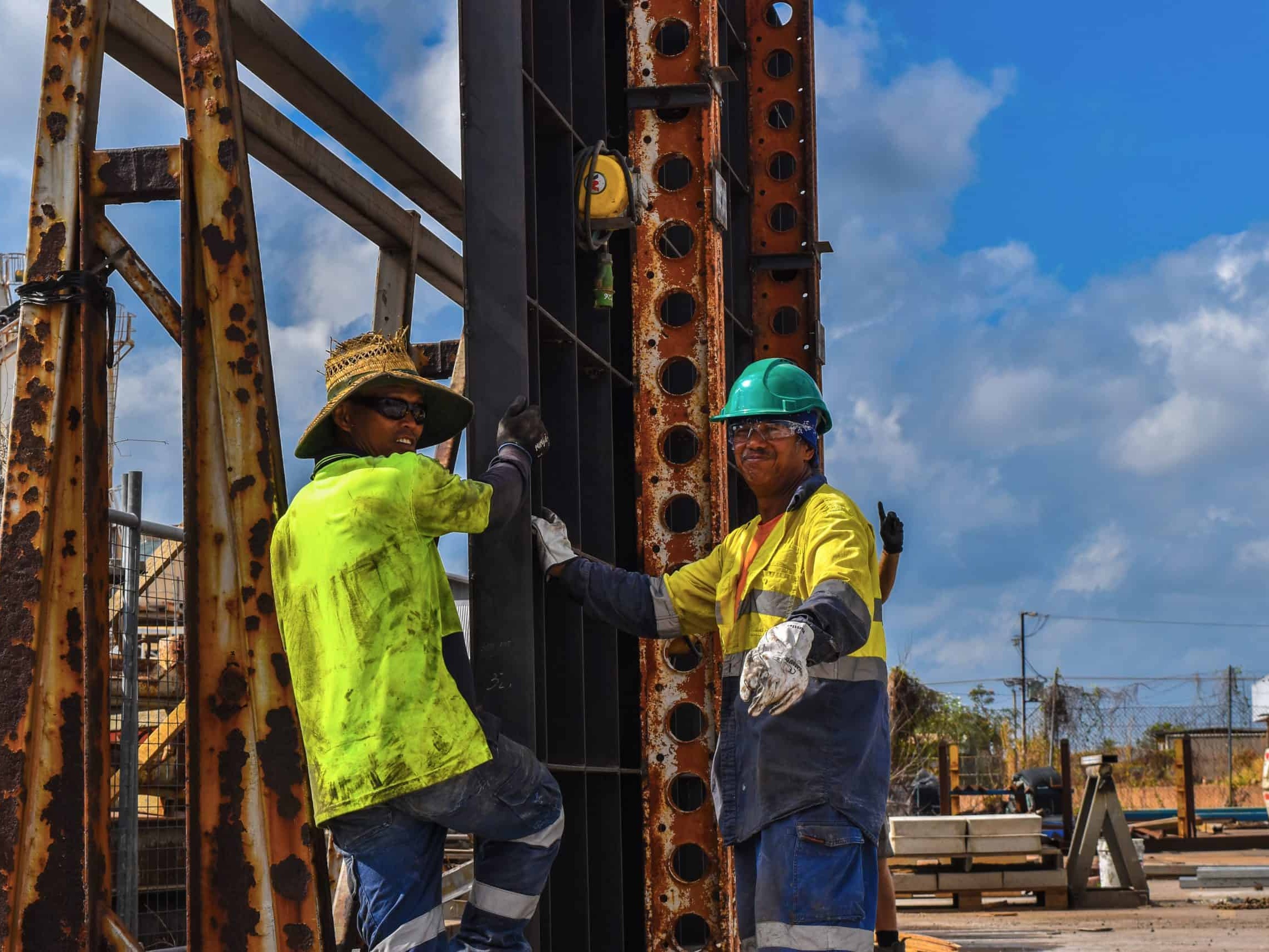 construction-pic OURS Cropped