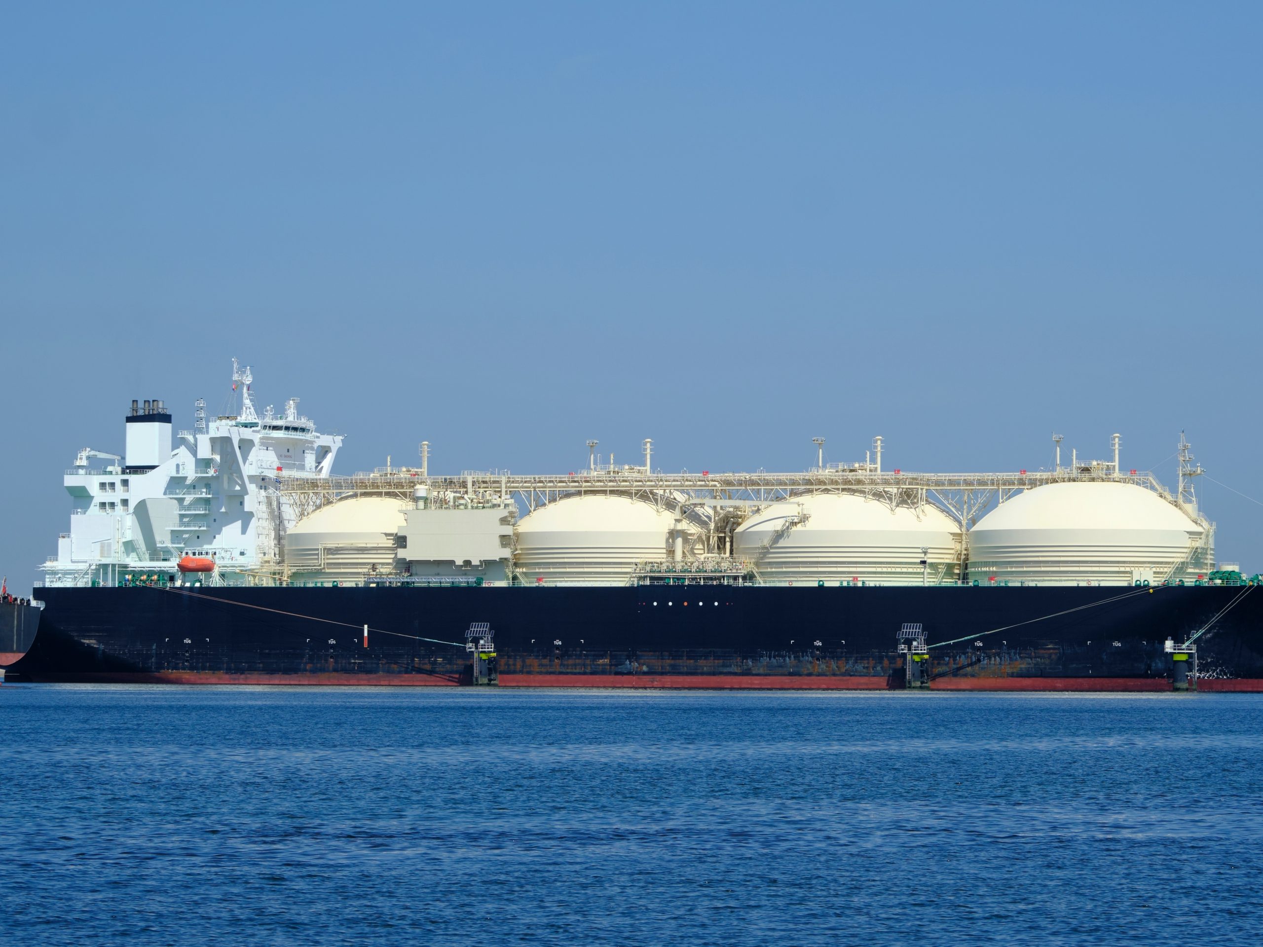 Middle Arm CO2 carbon terminal ship