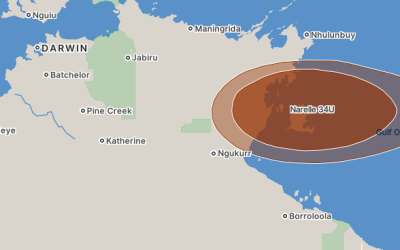 Flood-soaked NT on high alert for cyclone now off Queensland coast