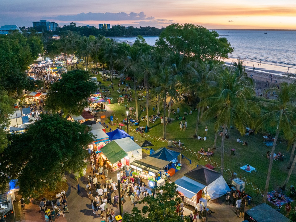 Mindil Beach Sunset Market Pic NTG Cropped