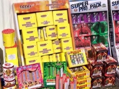 Darwin Council wants new tax on Territory Day fireworks to cover clean-up costs