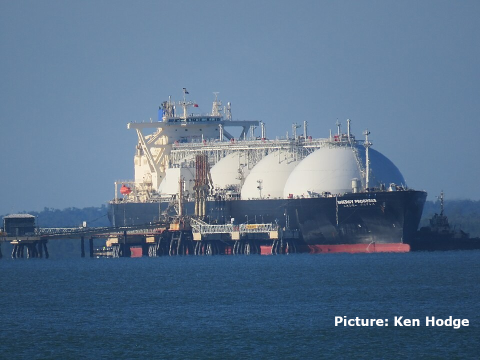 LNG tanker 43 Ken Hodge