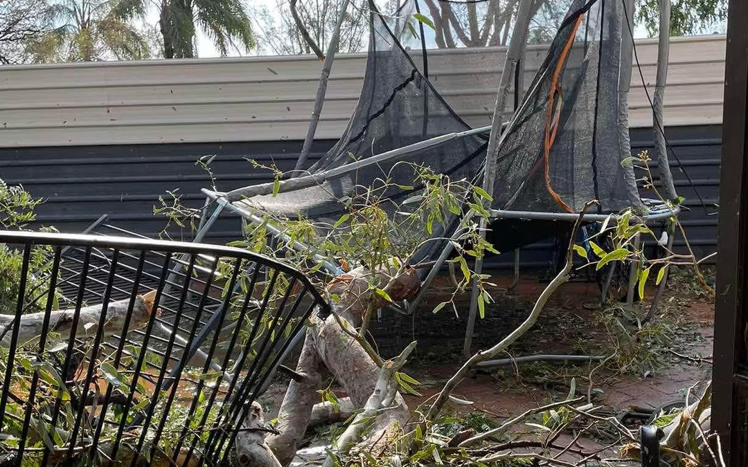 CLP offering $250 for Alice Springs residents affected by storm, while federal funding finally activated